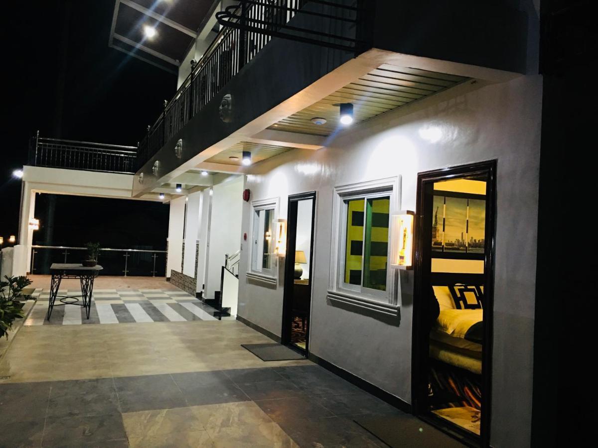 Italy Condotel Darasa Tanauan  Extérieur photo