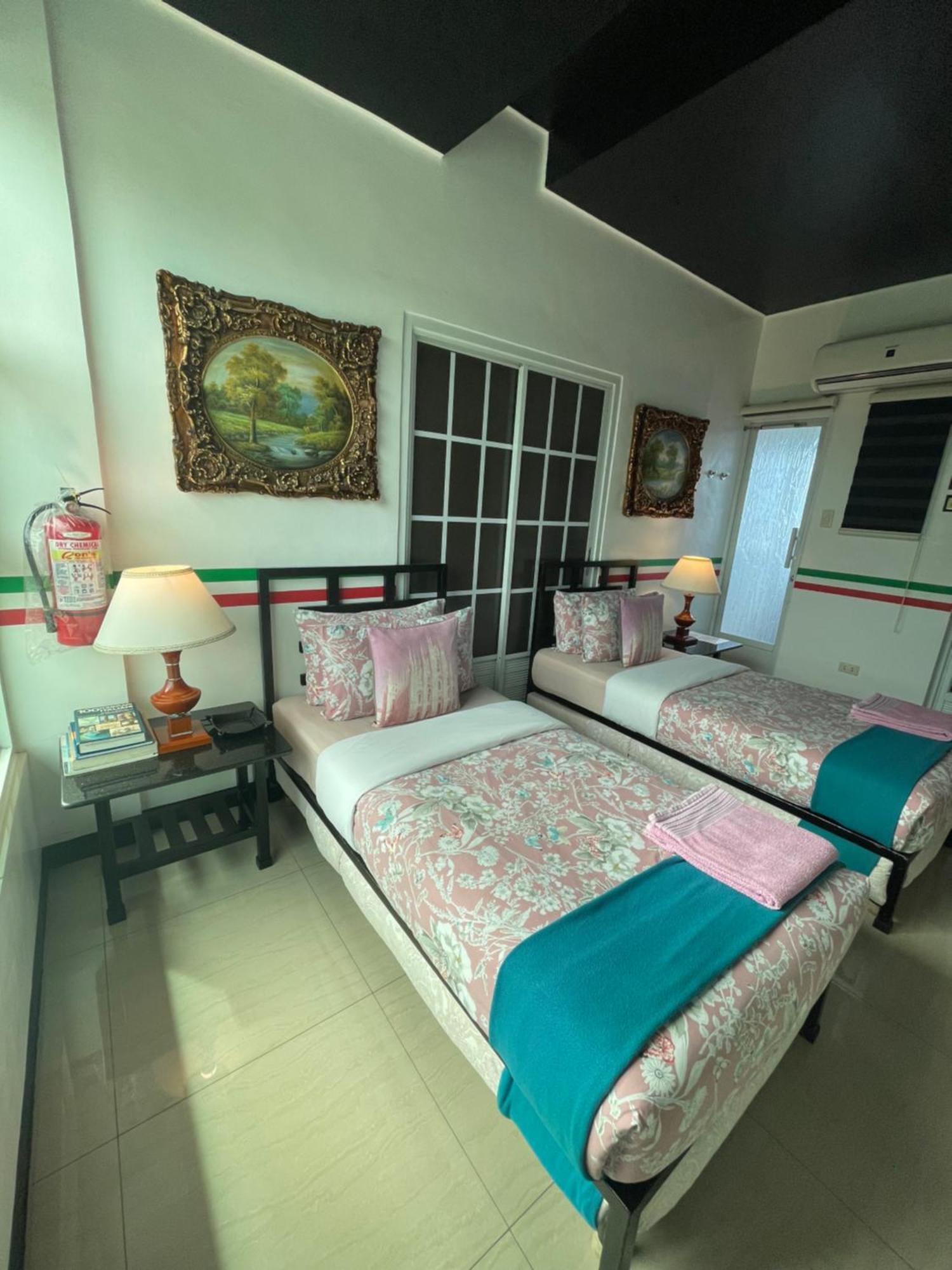 Italy Condotel Darasa Tanauan  Extérieur photo